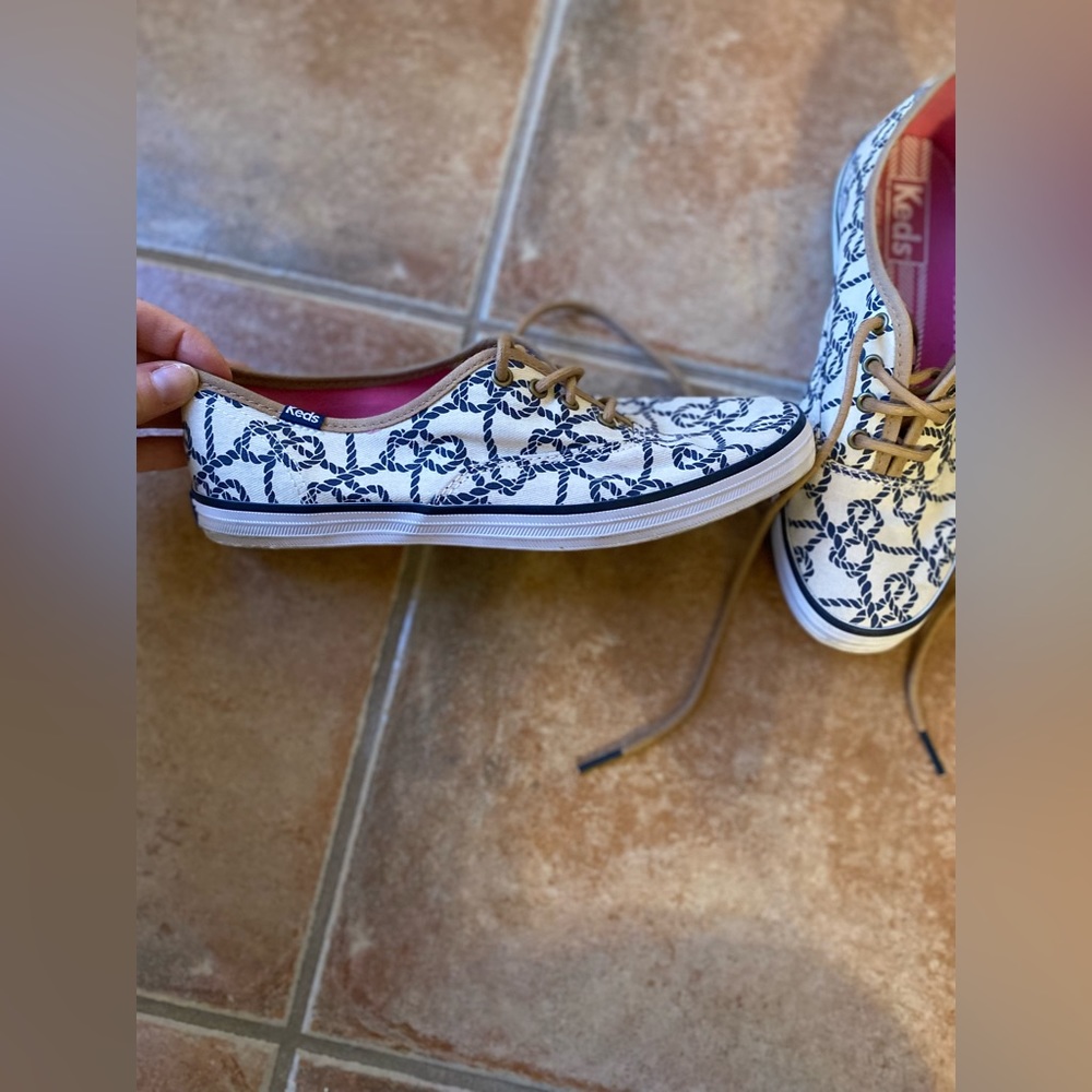 Keds shoes size 6